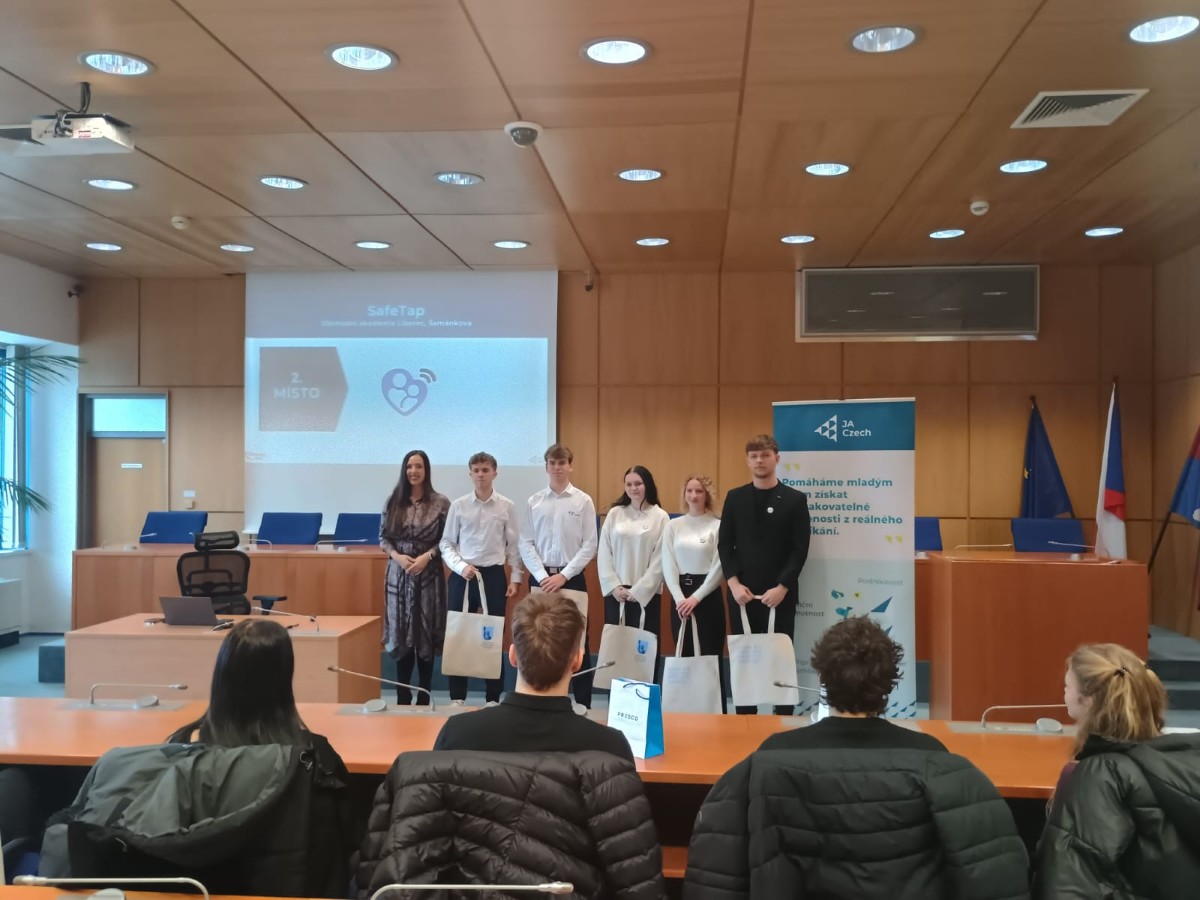 soutez top logo 2026 01